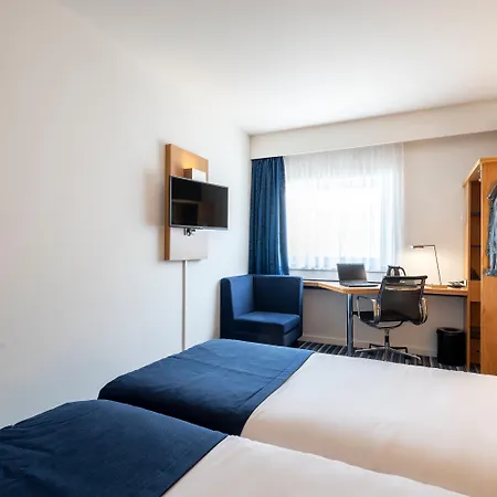 Holiday Inn Express Mechelen City Centre By Ihg-2