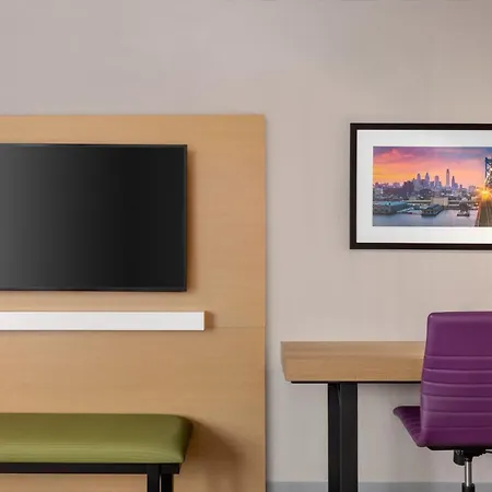 Holiday Inn Philadelphia Arpt-Stadium Area By Ihg-2