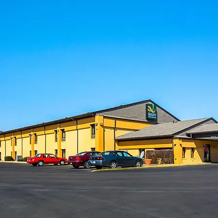 Quality Inn & Suites Greensburg I-74-2