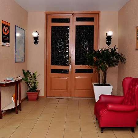 Hotel Plaza Riazor-2