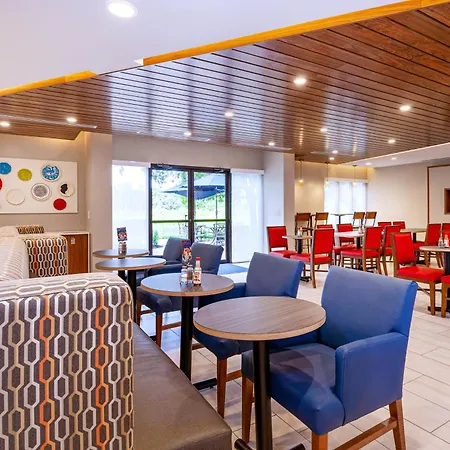 Holiday Inn Express Tampa-Brandon By Ihg-2