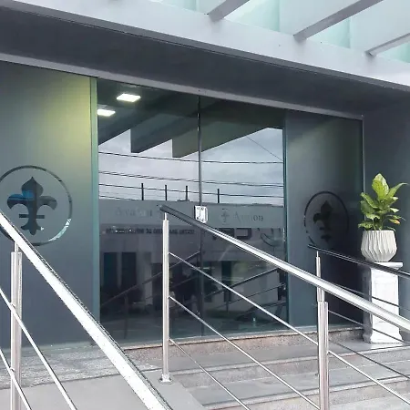 Avalon Executive-3