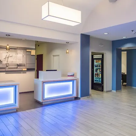 Holiday Inn Express Hotel & Suites Burlington By Ihg-3