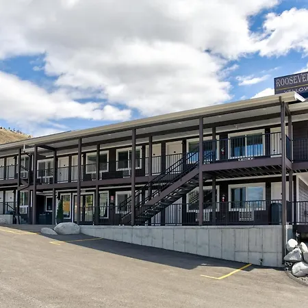 Roosevelt Hotel & Cabins - Yellowstone-2