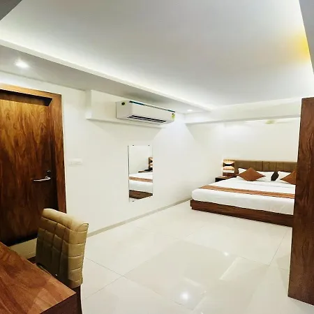 Hotel Black Burn-3