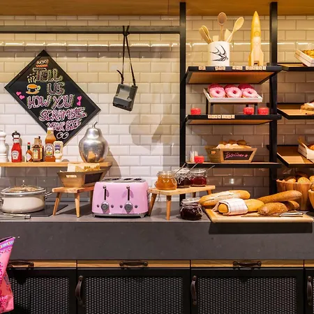 Moxy Munich Messe-3