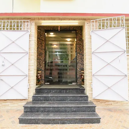 Fabhotel Olive Inn I - 260M From Saltlake Sector V Metro Station-3