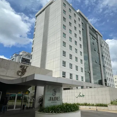 Condomínio Jade Bangalo 06-3