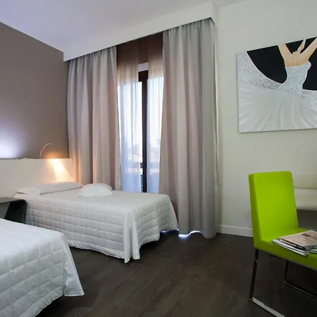 Hotel Desenzano-3