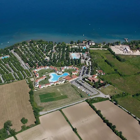 Gasparina Village-2
