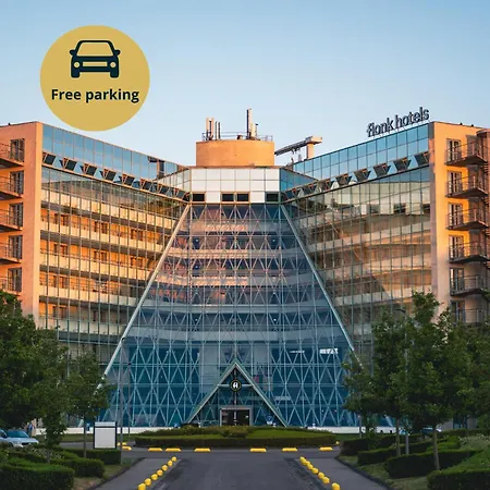 Best Western Plus Hotel Groningen Plaza-3