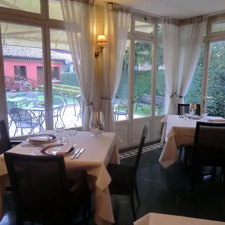Valentino b&b-3