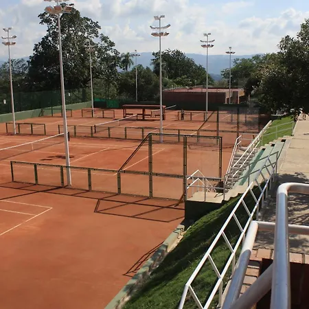 Club Campestre De Bucaramanga-2