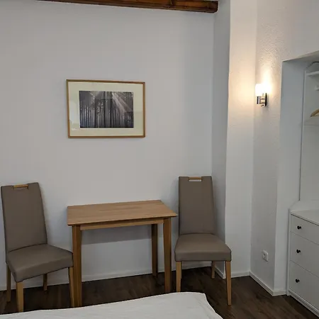 Hotel Pension Winzerhaus-3