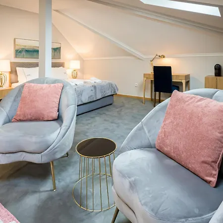 Comtesse Lisbonne Guest House By Homing-3