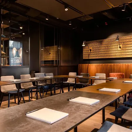 Motel One Stuttgart-Feuerbach-3