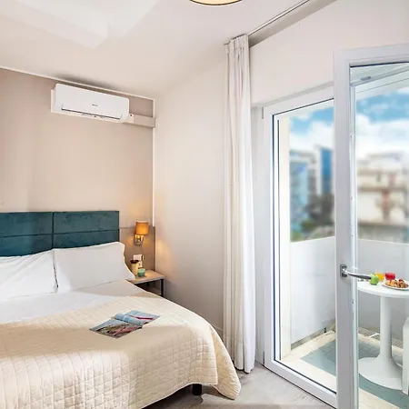 Hotel Pigalle-3