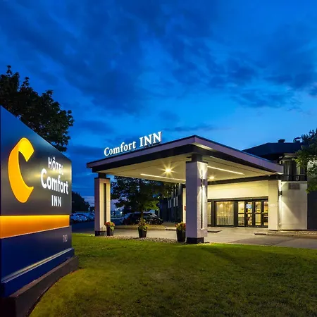 Comfort Inn Montreal Aeroport-3