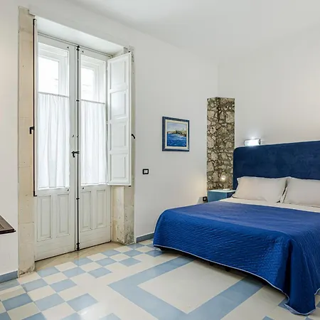 Lakkios Charming Suites And Rooms-2