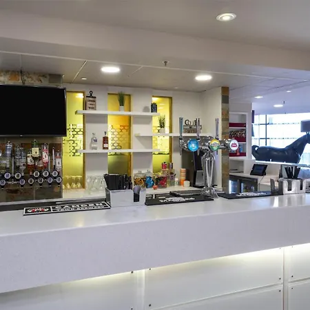 Hampton By Hilton Liverpool John Lennon Airport-2