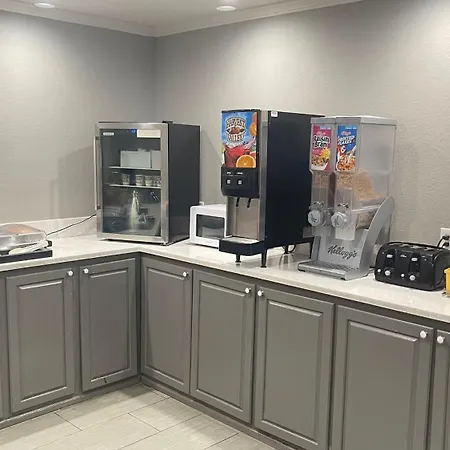 Homegate Inn And Suites-3