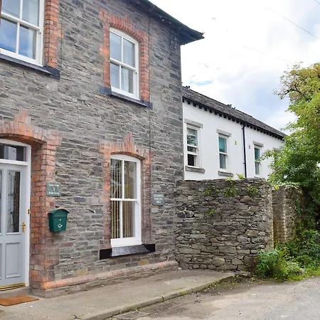 Gable Cottage-2