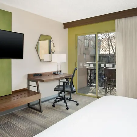 Holiday Inn Express Nashville Airport By Ihg-2
