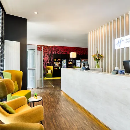 Holiday Inn Express Mechelen City Centre By Ihg-3