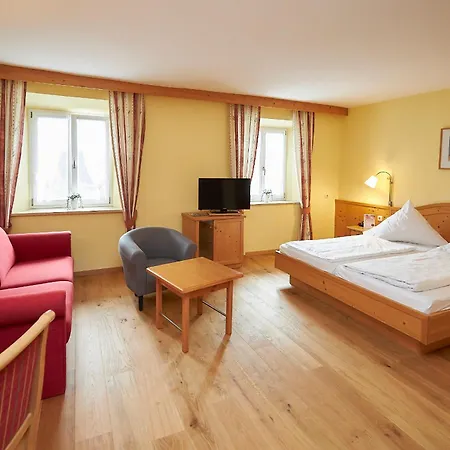 Gasthof-Hotel Zur Post Samerberg-3