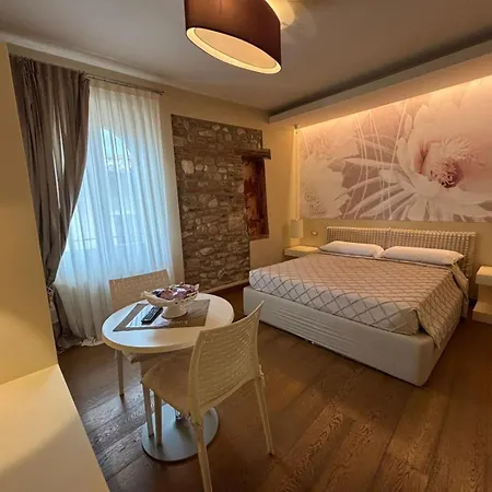 Oreste Suite-2