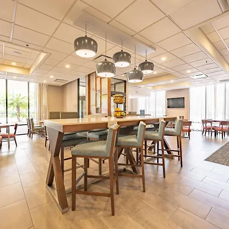 Hampton Inn Gainesville-3