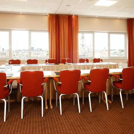 NH Groningen Hotel-3