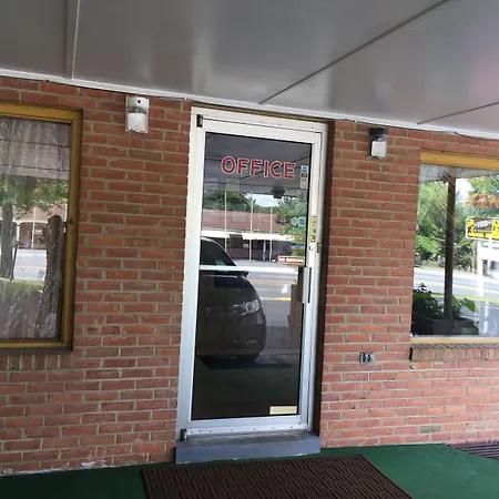 Royal Inn Motel-3