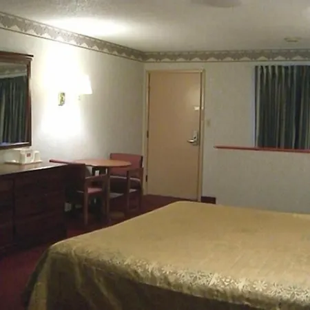 Red Carpet Inn Williamstown-3