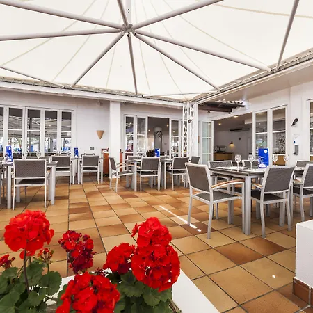 Globales Aparthotel Bouganvilla-2