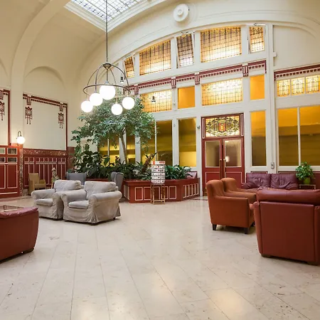 Rho Hotel-2