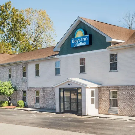 Days Inn & Suites By Wyndham Sellersburg-3