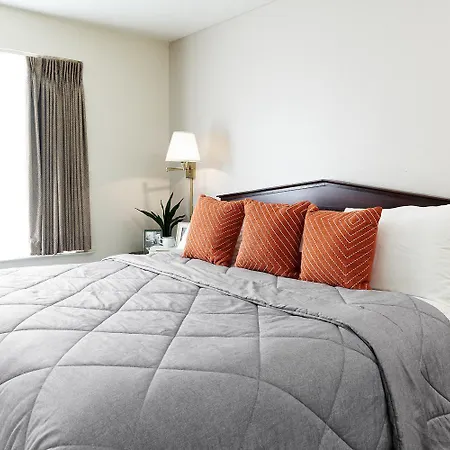 Intown Suites Extended Stay Albuquerque Nm-2