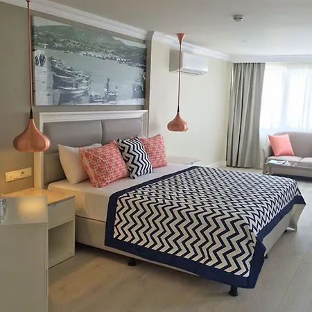 Paloma Marina Suites - Adult Only-3