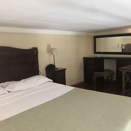 B&B Art Suite Principe Umberto-2