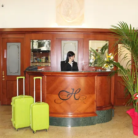 Hotel Mirage-2