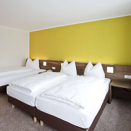 Basic Hotel Innsbruck-3