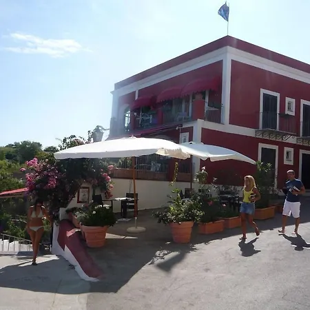 Hotel Villa Iulia-3