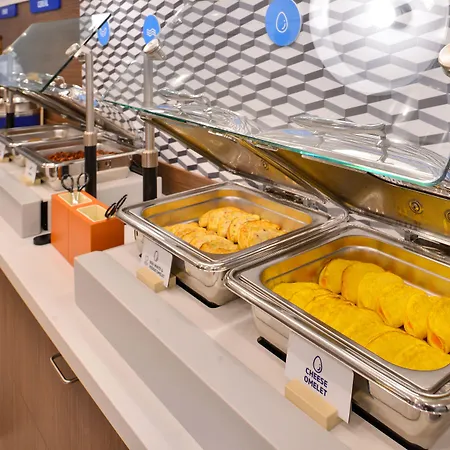 Holiday Inn Express Pembroke By Ihg-2