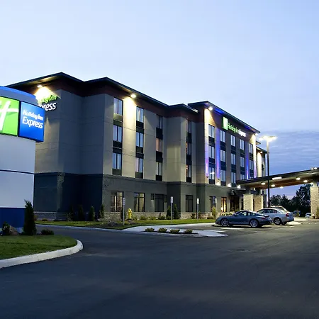 Holiday Inn Express Pembroke By Ihg-3