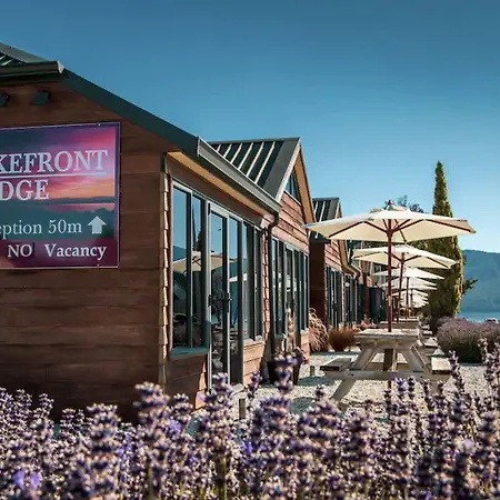 Lakefront Lodge-2