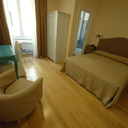 Residenza Dei Gracchi-2