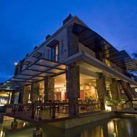 Casa Padma Suites Legian-3
