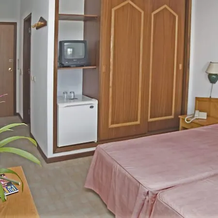 Hotel Luar-2