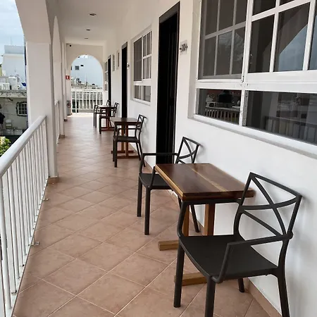 Hotel Marcianito-2